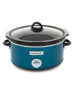 Brentwood Scallop Pattern 4.5 Quart Slow Cooker in Blue